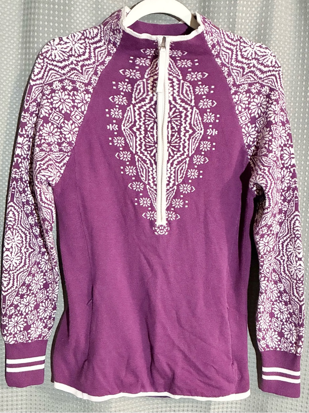 Athleta Womans Purple Nordic Zip-Neck Sweater Sz M Zip Kangaroo Pocket Ski Outer